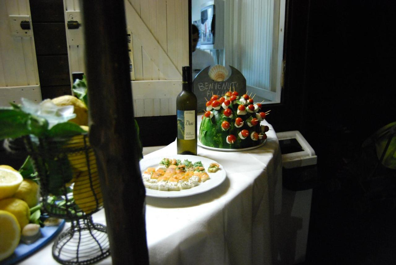 Hotel Il Gabbiano Sabaudia Buitenkant foto